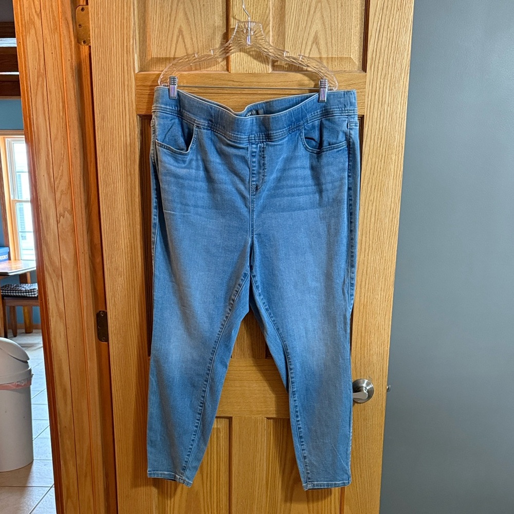 Torrid pull-on jeans